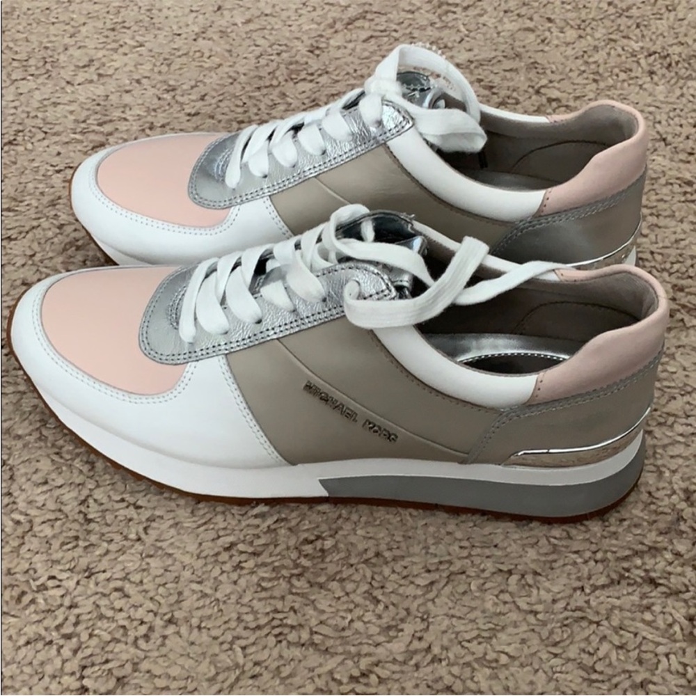 Michael Kors sneakers - Picture 3 of 8